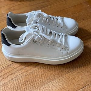 Steve Madden white sneakers